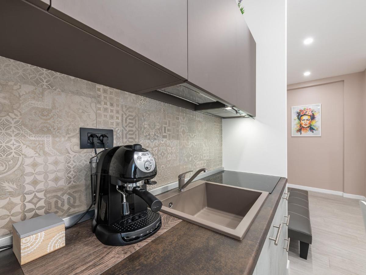 Diaz Apartment Cagliari Buitenkant foto