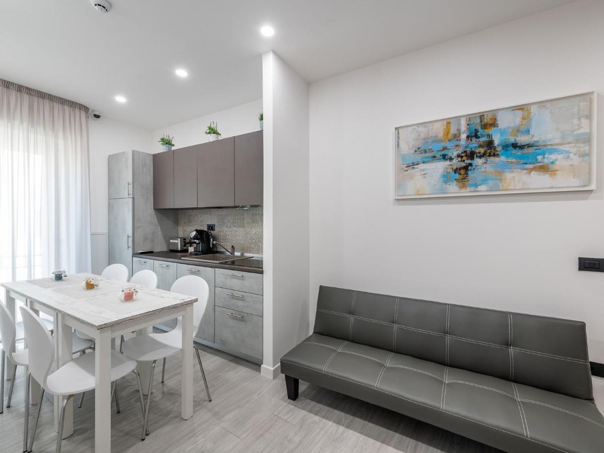Diaz Apartment Cagliari Buitenkant foto