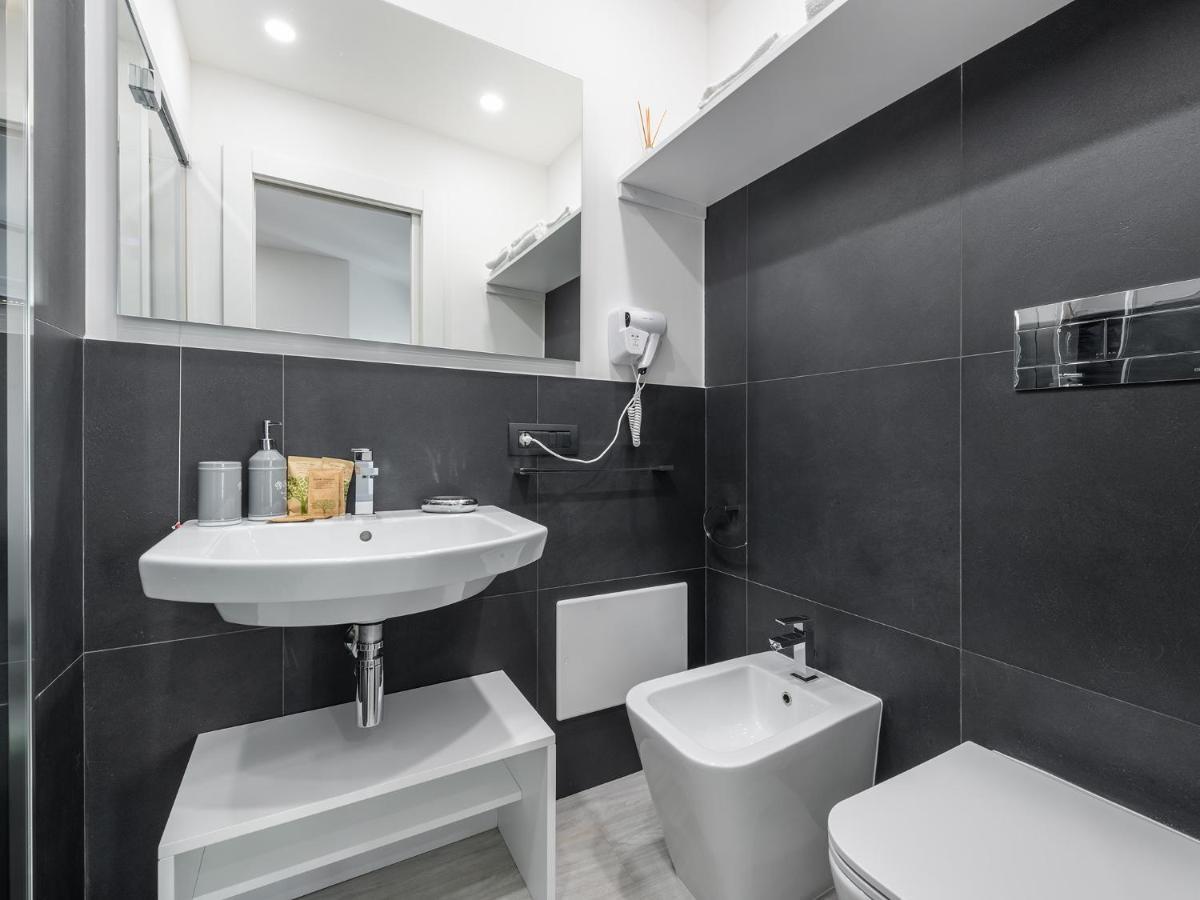 Diaz Apartment Cagliari Buitenkant foto