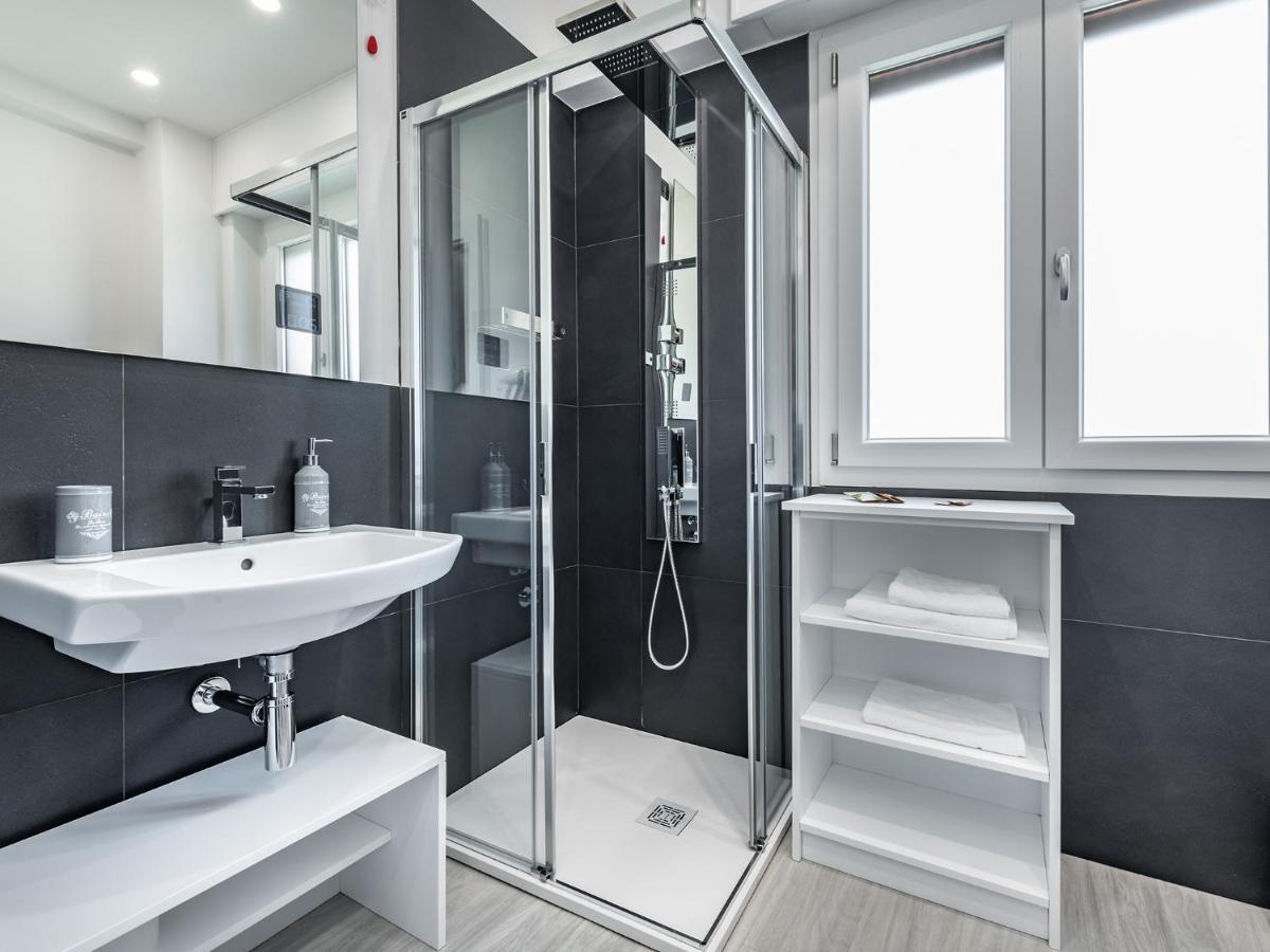 Diaz Apartment Cagliari Buitenkant foto