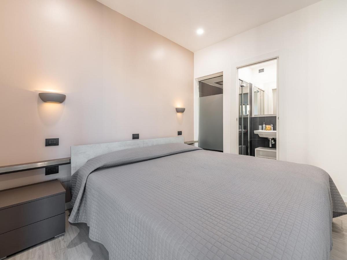 Diaz Apartment Cagliari Buitenkant foto