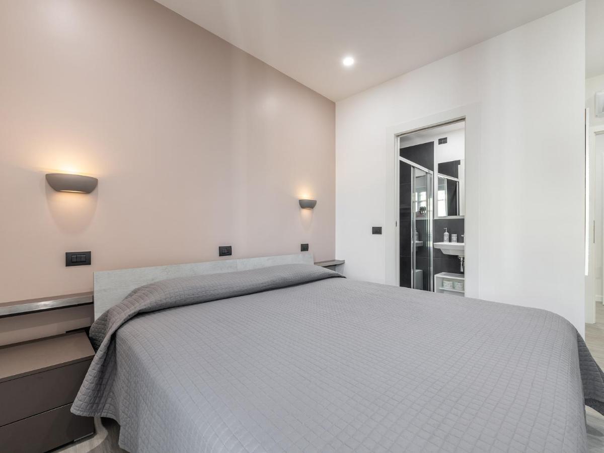 Diaz Apartment Cagliari Buitenkant foto